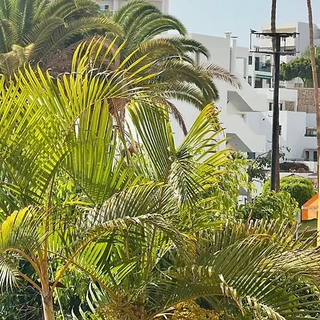 Cozy Two Bed Apartment. Appartement