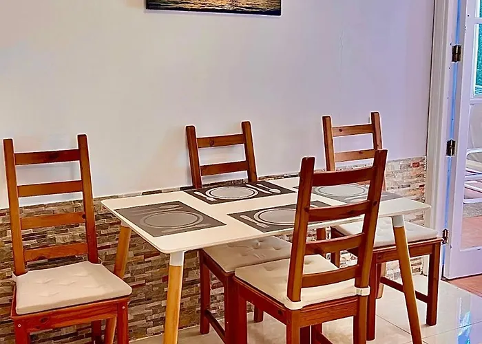 Cozy Two Bed Apartment. * Costa Adeje