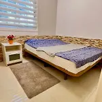 Cozy Two Bed Apartment. Apartman Costa Adeje (Tenerife)