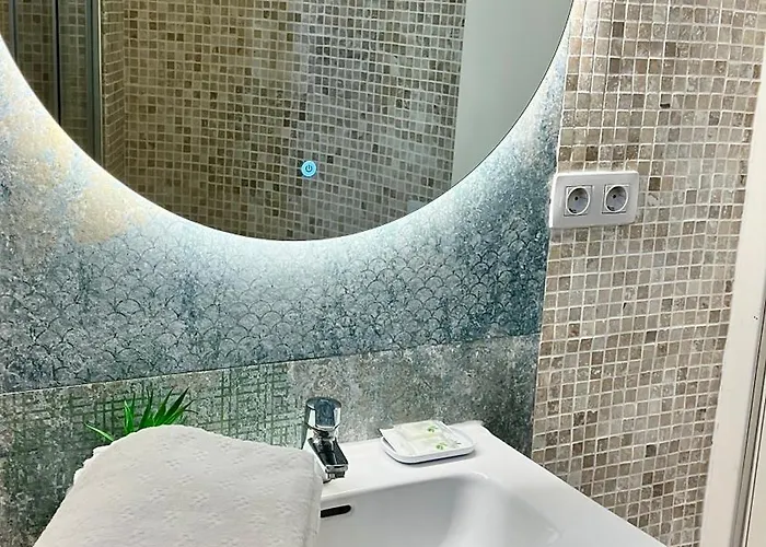 Cozy Two Bed Apartment. Apartment Costa Adeje (Tenerife)